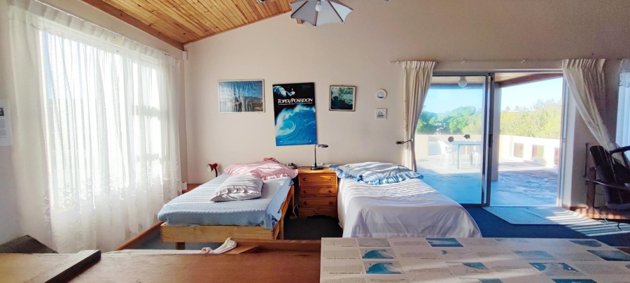 4 Bedroom Property for Sale in Franskraal Western Cape